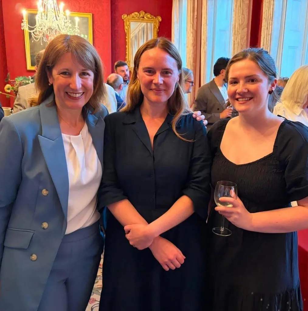 Sterts Visits No.11 Downing Street